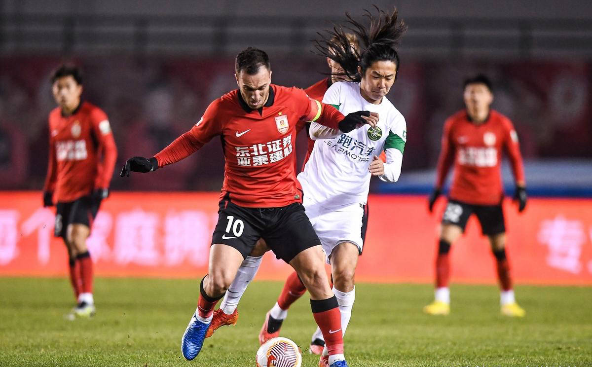 关于长春亚泰再次失利，保级前景黯淡的信息