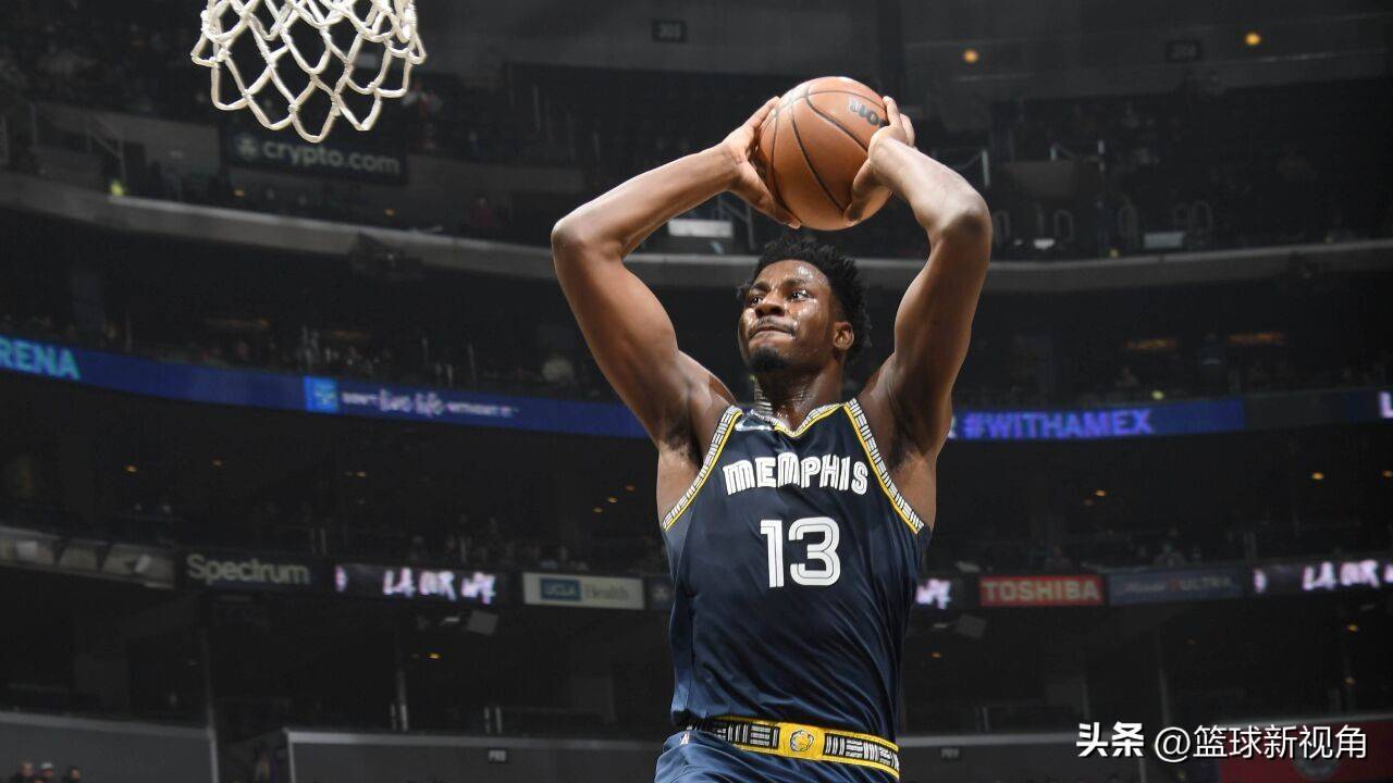 包含灰熊队主帅：球队需要加强进攻端表现的词条