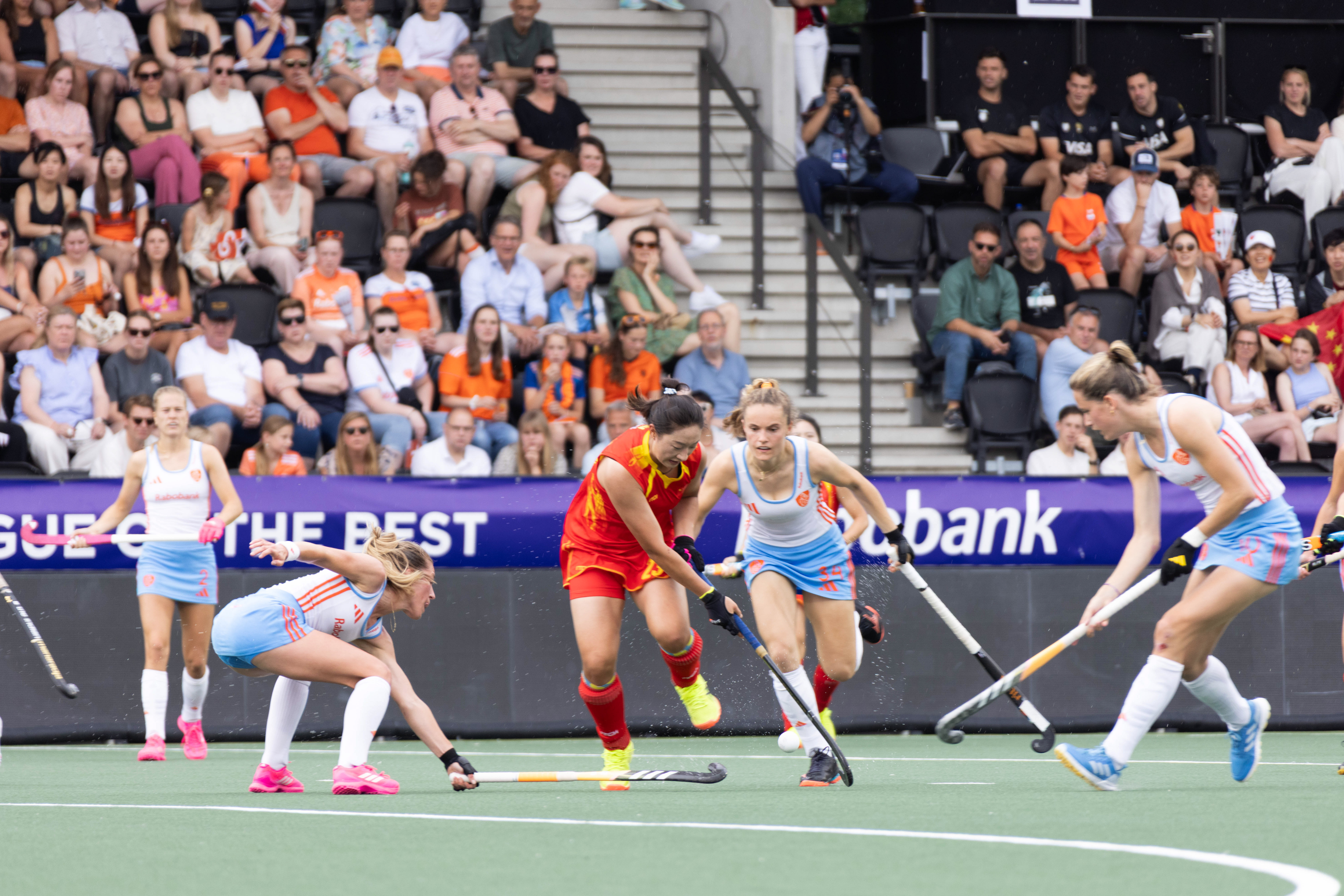 od体育娱乐-荷兰女子排球队连胜晋级四强