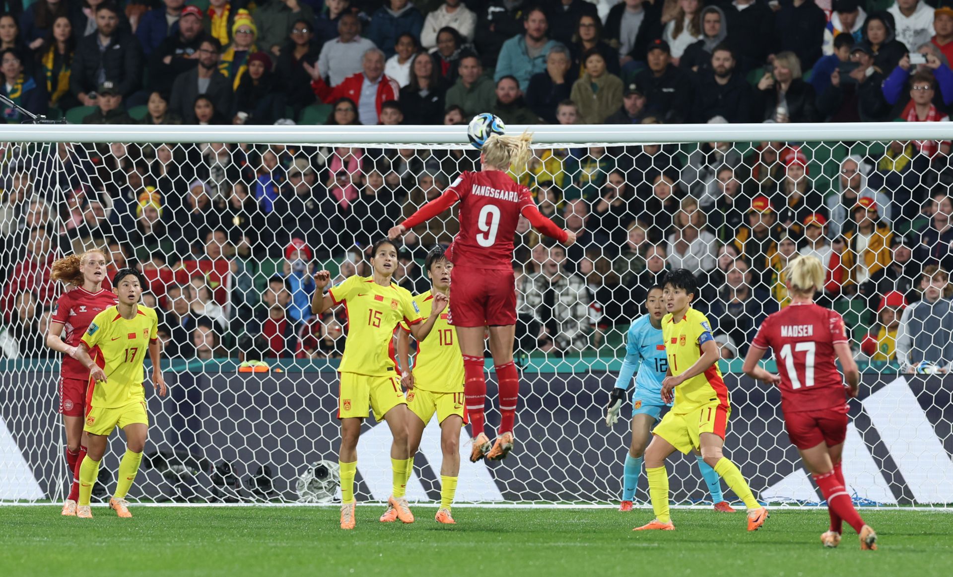 中国女足创造历史，首次晋级世界杯八强