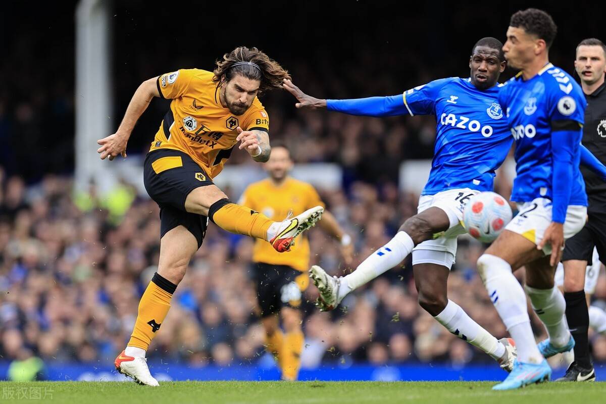 霍夫治球队遭遇连败，降级危机