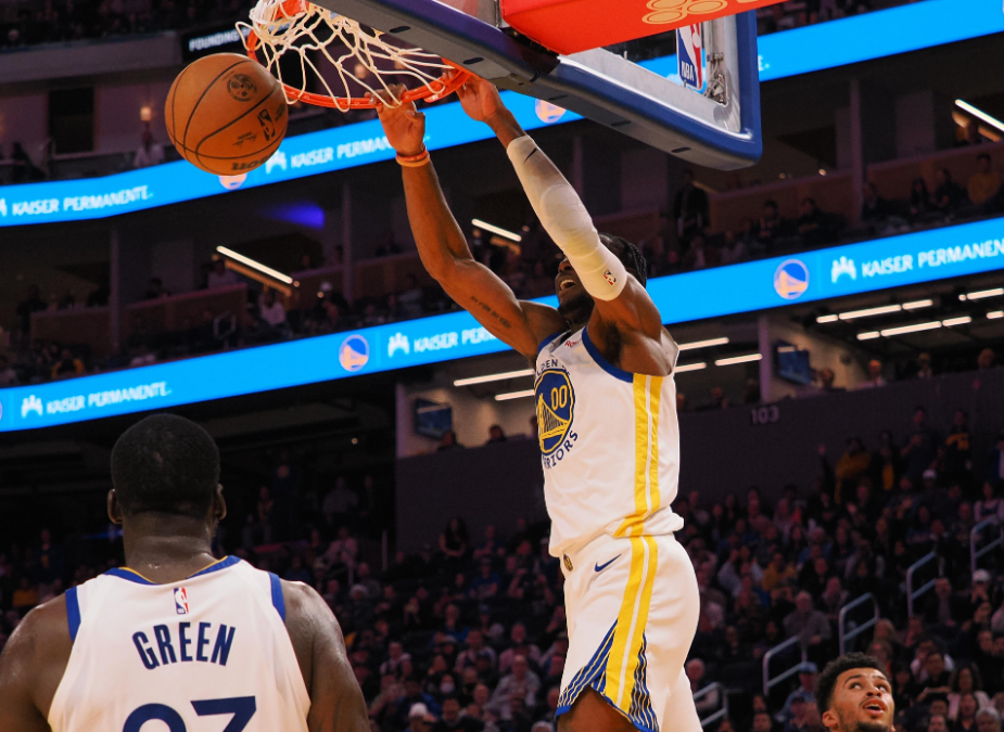 勇士大胜奇才，胜势不减