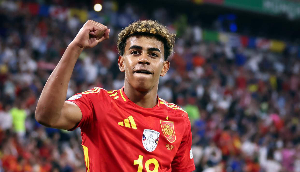 曼联新援表现出色，瓜迪奥拉盛赞其实力