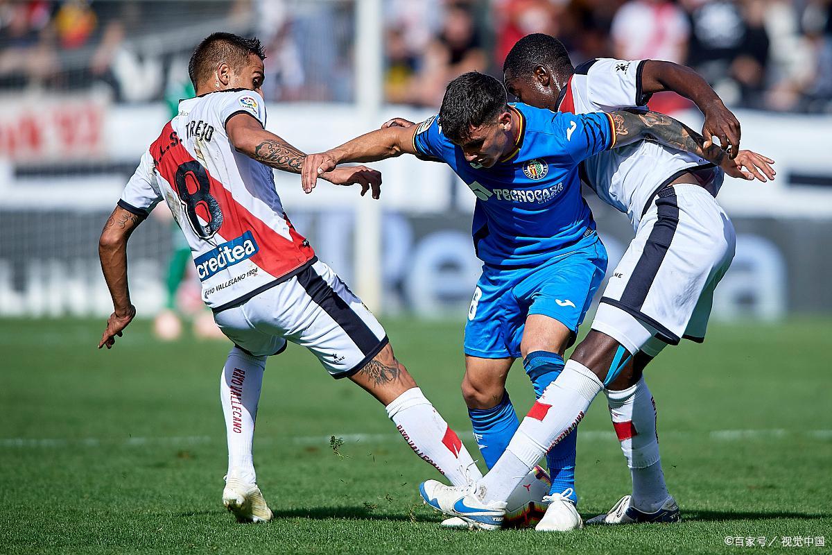 包含巴伦西亚球员涉嫌违规行为停赛一场的词条