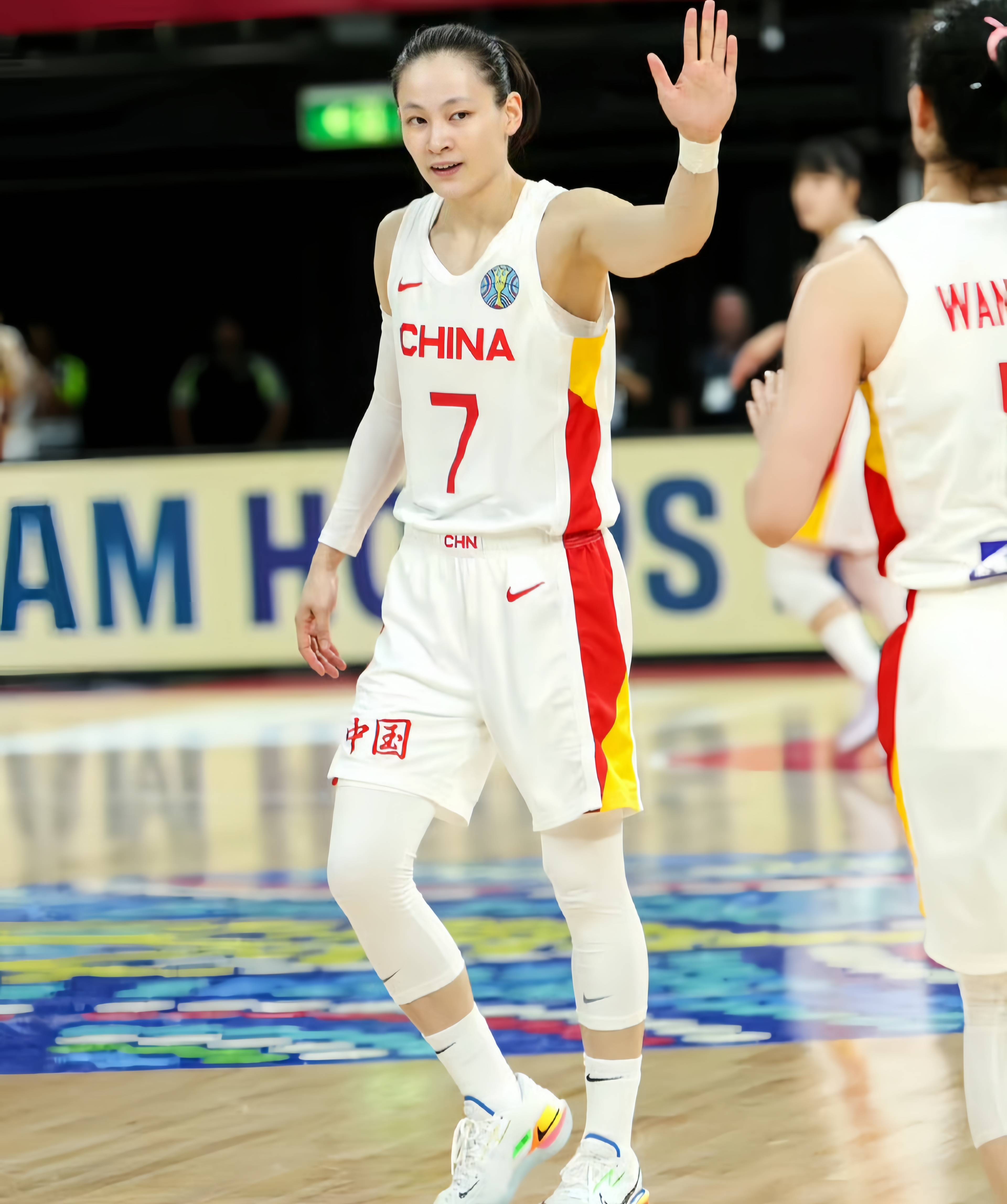 河南女篮主场取胜，积极备战下一场比赛