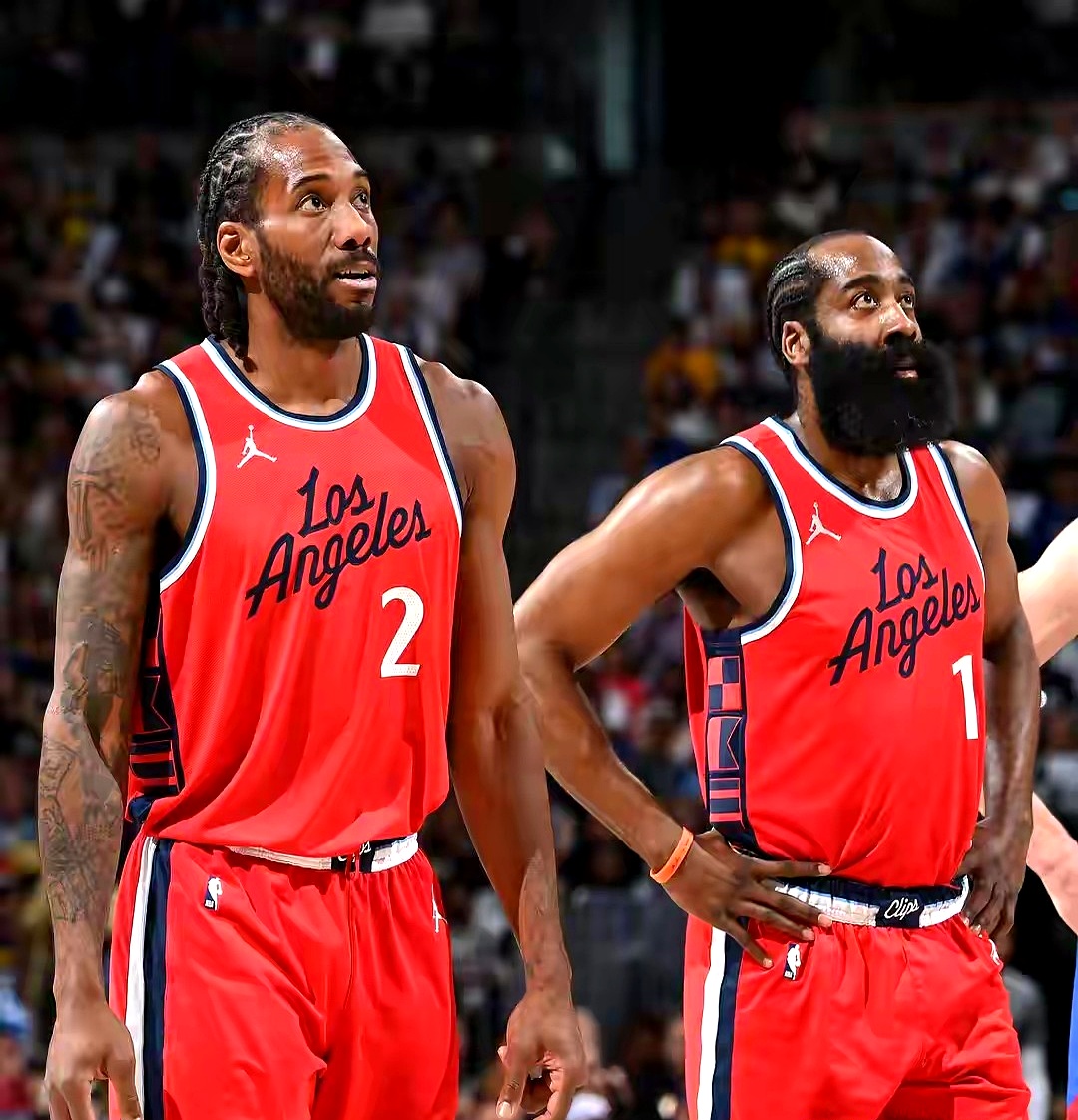 包含快船队大胜，实现三连胜助力晋级形势的词条